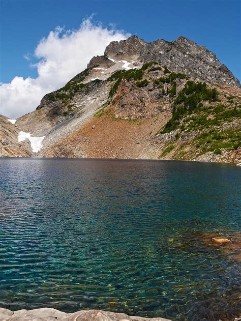 Foggy Lake Gothic Basin Wa Hiking Photos Pacific Nw Scenery