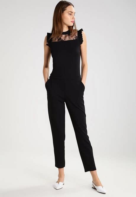 Scopri le tute taglia comoda lunghe e corte su asos, nella collezione di pezzi interi e moda mare asos curve. Tutine eleganti lunghe