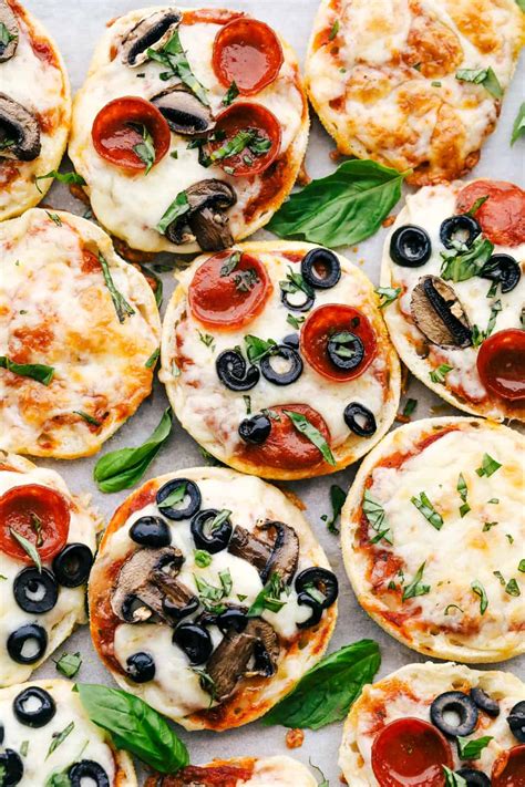 Easiest English Muffin Pizzas