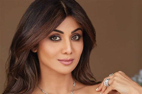 Shilpa Shetty Kundra Features In Mamaearths Latest Ad Campaign