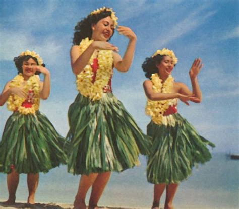 Hawaiian Hula dance.  Hawaiian hula dance, Hawaiian dancers, Hula dance