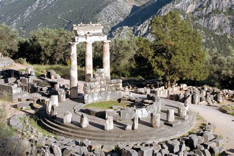 Delphi Historical Facts And Pictures The History Hub