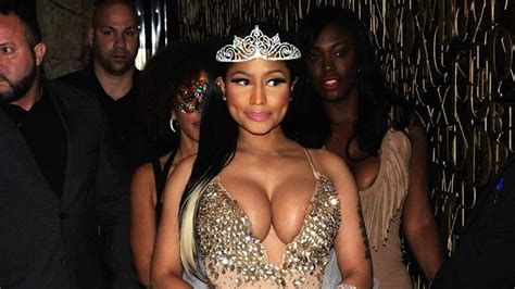Nicki Minaj Flaunts Major Cleavage At Halloween Bash See Her Sexy