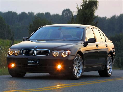 The fourth generation of the bmw 7 series consists of the bmw e65 and bmw e66 luxury cars. BMW 7 Series (E65/E66) - 2001, 2002, 2003, 2004, 2005 - autoevolution