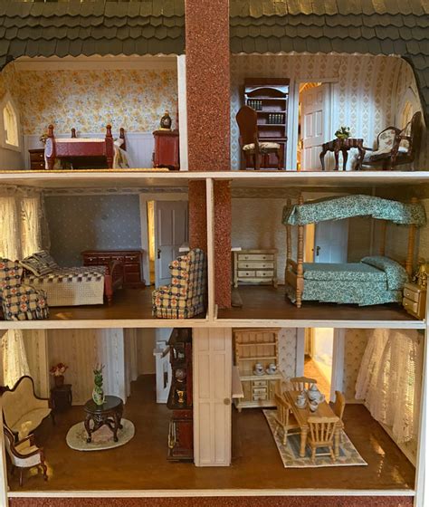 Fairfield Nanas Dollhouses And Miniatures