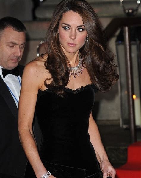 Photo Shop Kate Middleton In Black Dressphotos