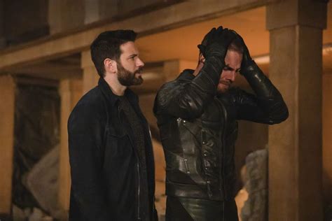 Arrow See Colin Donnell Returns As Tommy Merlyn In Season 7 Photos