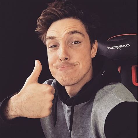 Lazarbeam merchandise cartoon iphone xs case. Lazarbeam Fortnite Settings & Keybinds (Updated 2020 ...