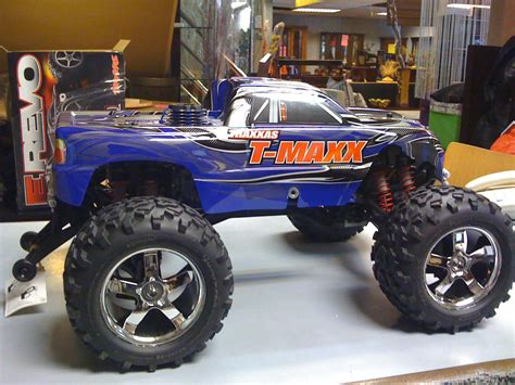 It is the natural number following 2 and preceding 4, and is the smallest odd prime number and the only prime preceding a square number. Traxxas Revo 3.3 RTR - R/C Tech Forums