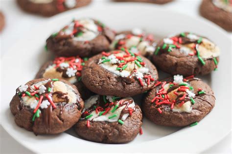 Easy-hot-chocolate-christmas-cookies - The Olive Blogger