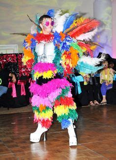 See all the sunglasses, animal costumes and chest hair from 1973 on. 681 best Elton John - Costume Ideas images on Pinterest in ...