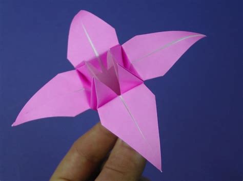 How To Make An Origami Lily Flower Origami