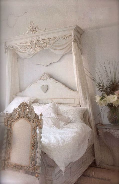 Romantic Bedroom Ideas With A Fairytale Feel Decoholic Shabby Chic