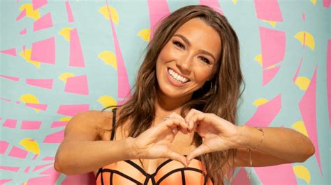 Who Is Alexandra From Love Island Us She Could Be A Dominant