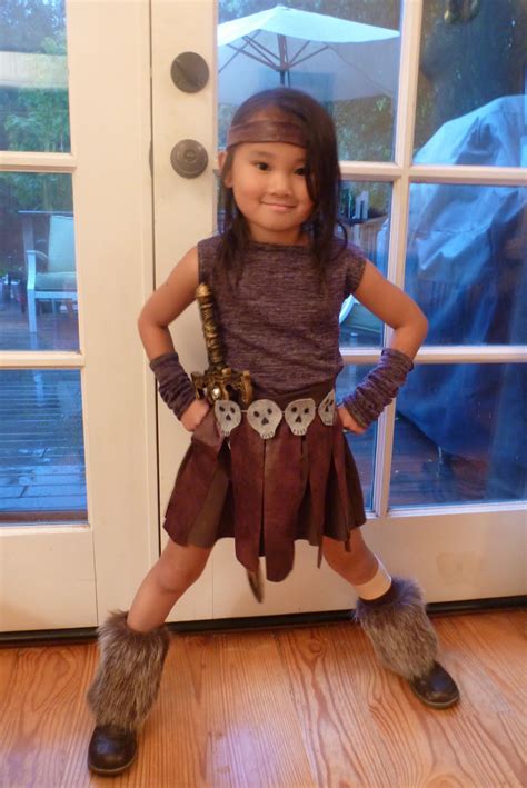 A homemade viking costume is definitely a fantastic idea and the costumes you made look gorgeous! The Accidental Frock: The costuming has begun