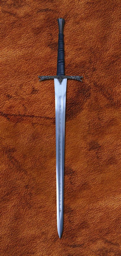 Eindride Sword Folded Steel Blade 1204 Darksword Armory