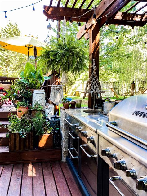 Amazing Outdoor Kitchen You Want To See