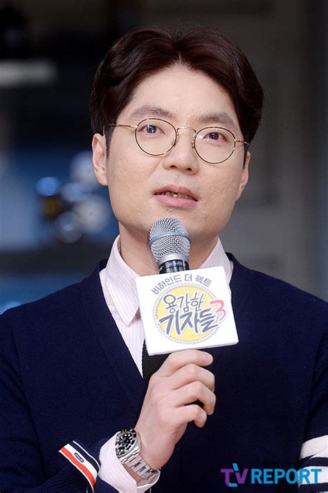 그때가 둘의 첫 만남이었다고.당시기사 특히 개그콘서트에 1년간 출연 중인데도 불구하고 kbs 개그맨. 방송 김태현 "재방송을 봐도 재미있는 프로그램~" | YTN