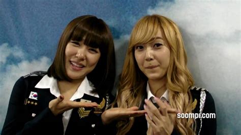 Tiffany And Jessica Of Girls Generation Snsd Say Hi To Soompi Youtube