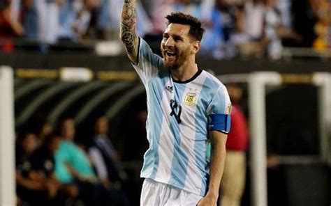 Leo Messi Fires Argentina Past Panama With Second Half Hat Trick