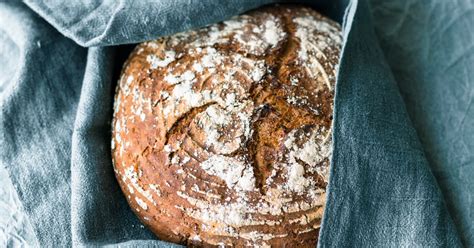 We did not find results for: Roggen-Krustenbrot mit Honig Rezept | Küchengötter