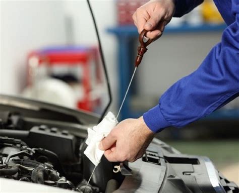 Cómo Controlar El Nivel De Aceite De Motor En Tu Coche