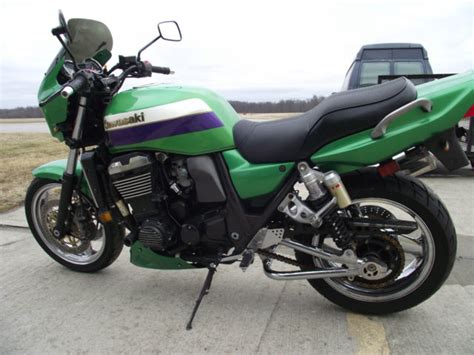 It replaced the zephyr 1100. 2000 Kawasaki ZRX 1100 Great Running Bike Chromed Out