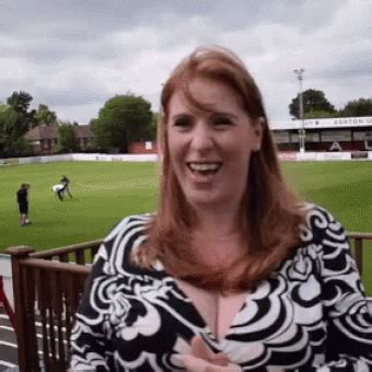 Angela Rayner Labour Gif Angela Rayner Labour Boobs Discover Share Gifs