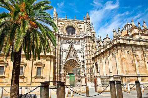 Seville Cathedral And La Giralda Catedral De Sevilla