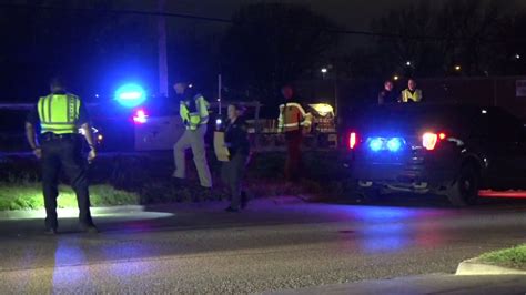 Man Killed During Auto Pedestrian Crash In Fort Worth Nbc 5 Dallas