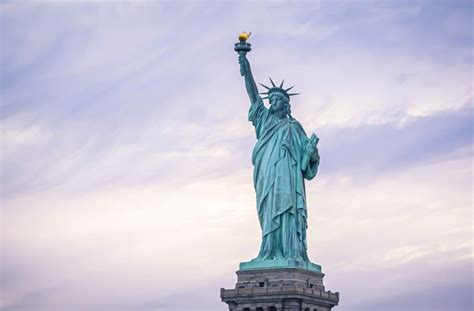 10 Esculturas E Monumentos Famosos De Nova York