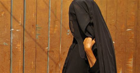German Politician Proposes Burqa Ban