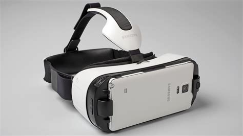 Samsung Gear Vr Ab Sofort Erhältlich Virtual Reality Brille Im Dauertest Heise Online