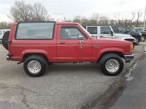 1990 Ford Bronco Ii Xlt 29l V6 Rear Wheel Drive 146k 2 Owner Vehicle