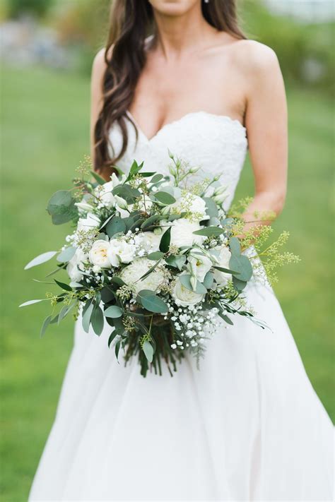 (above) bouquet of amaryllis, cymbidium orchids, asclepias, helleborus, gloriosa lily, copper beech, kangaroo paws, queen anne's lace and agonis. Eucalyptus Bridal Bouquet | Ivory and Green Wedding ...