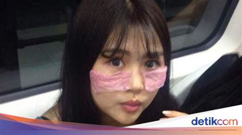 Rombongan Wanita Pakai Masker Kondom Di Kereta Jadi Viral