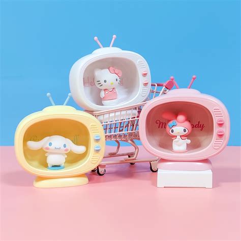 Miniso Famoso Producto Sanrio Hello Kitty Mini Tv Modelado Luz De Noche