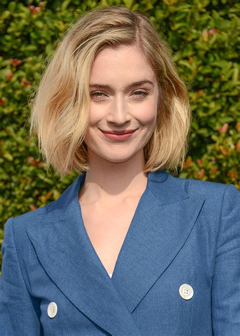Who Is Aidan Turners Actress Girlfriend Caitlin Fitzgerald Extraie