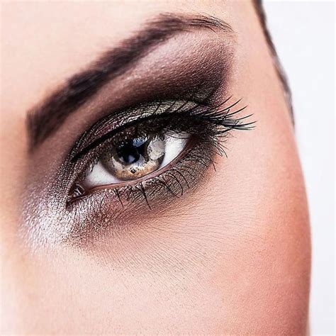 33 Latest Eye Makeup Idea To Make More Beautiful Hazel