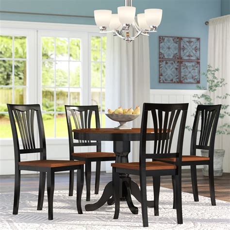 Model meja makan dengan konsep minimalis ini terdiri dengan bermacam kapasitas kursi. Set Meja Makan Bistro Minimalis Modern - Asia Furniture ID