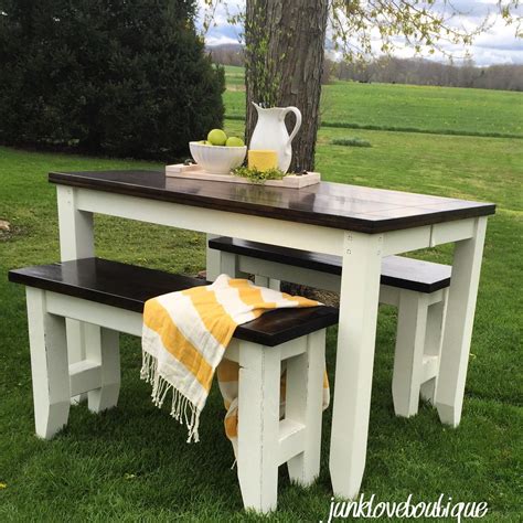 Please measure your counter height to make sure your new kitchen bar stools are the right fit for your home's counter specifications. Counter height dining table and bench set painted antique ...