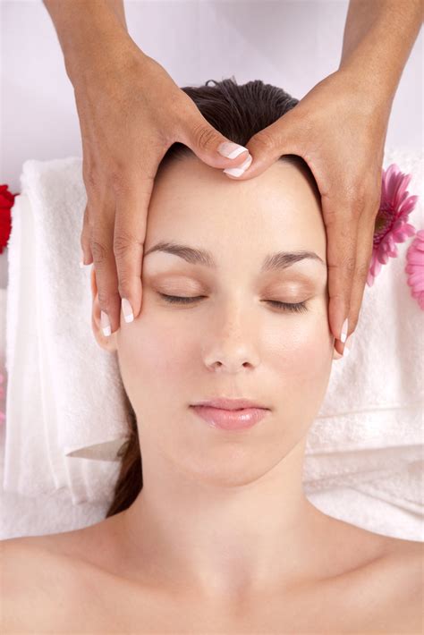 Shutterstock33195415 Thai Spa Massage Wamel