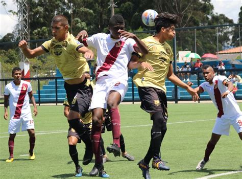 All information about deportes tolima (liga dimayor i) current squad with market values transfers rumours player stats fixtures news. Duro revés del DEPORTES TOLIMA en la Supercopa Juvenil FCF ...