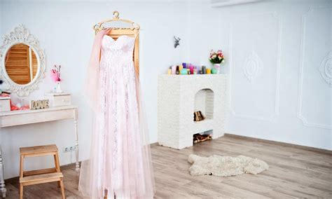 Ich habe verständnis für die bedeutung deiner hochzeit und die erinnerungen, die jahre danach dauern. Farbige Brautkleider - 5 wunderschöne Alternativen zu Weiß