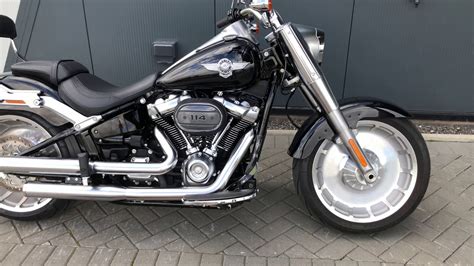 In order to facilitate that increase, the according to harley, the stage iv kit delivers up to a 40% increase in the higher rpm range. additionally, a stiffer clutch spring and high flow. 2019 Harley-Davidson Softail Fatboy. Stage#1 tuned - YouTube
