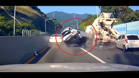 47 Insane Dash Cam Moments Caught On Camera Multiple Close Calls Crazy Drivers Everywhere