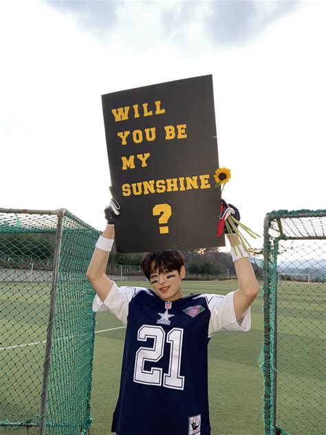 We would like to show you a description here but the site won't allow us. THE BOYZ's JuYeon Stole The Hearts Of Fans With High ...