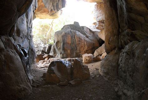 Photo Gallery Of Bhimbetka Caves