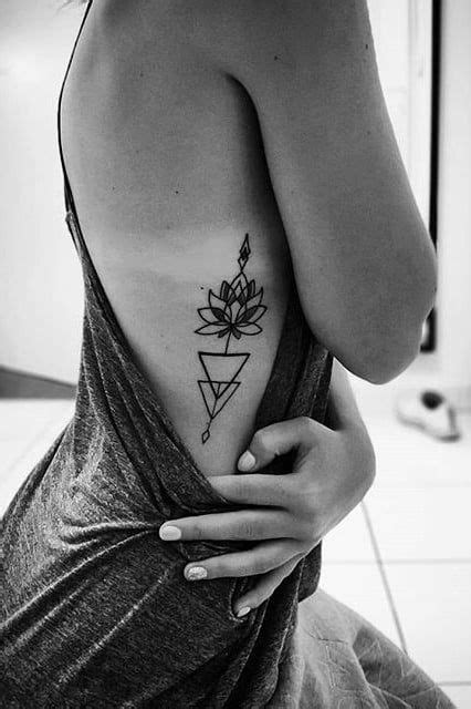 Sexy Side Tattoos That Will Have You Running To The Tattoo Shop