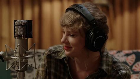 Watch Taylor Swift Folklore The Long Pond Studio Sessions Trailer